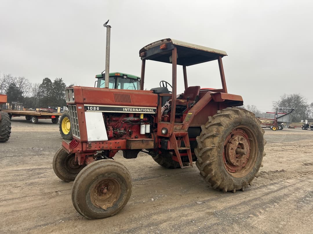 Image of International Harvester 1086 Primary image
