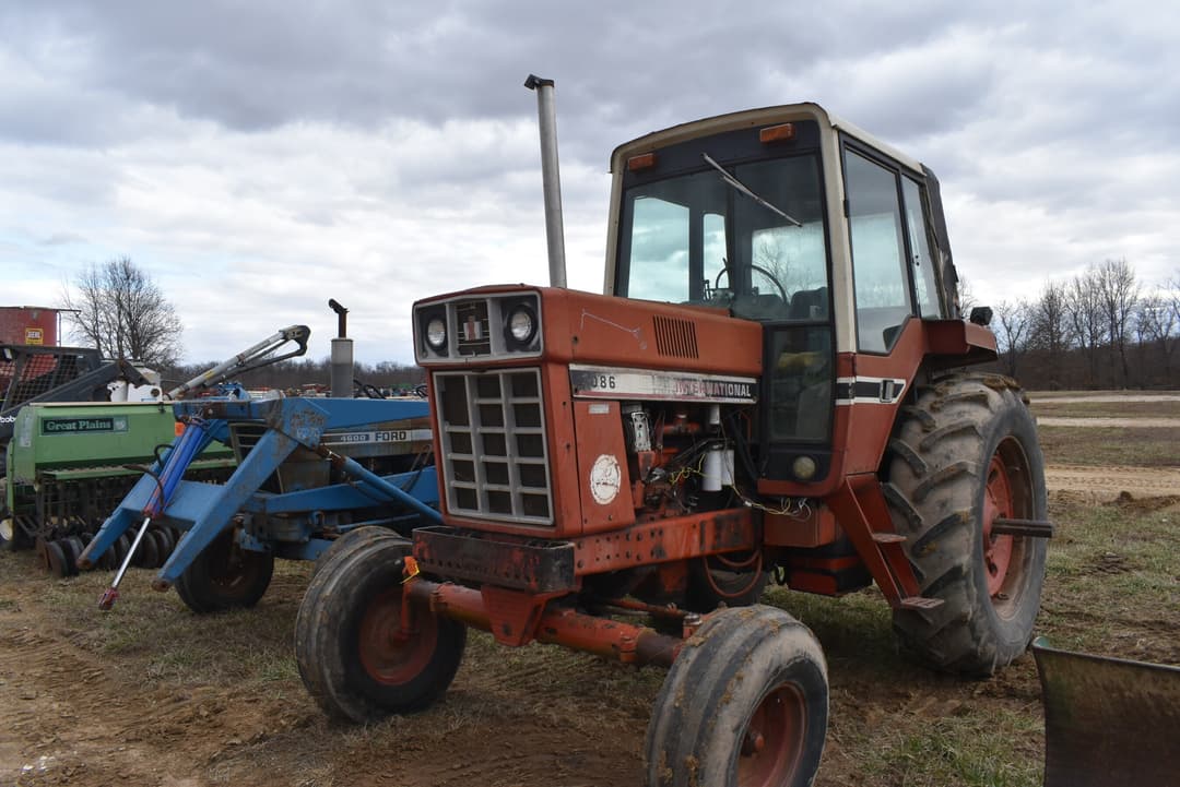 Image of International Harvester 1086 Primary image