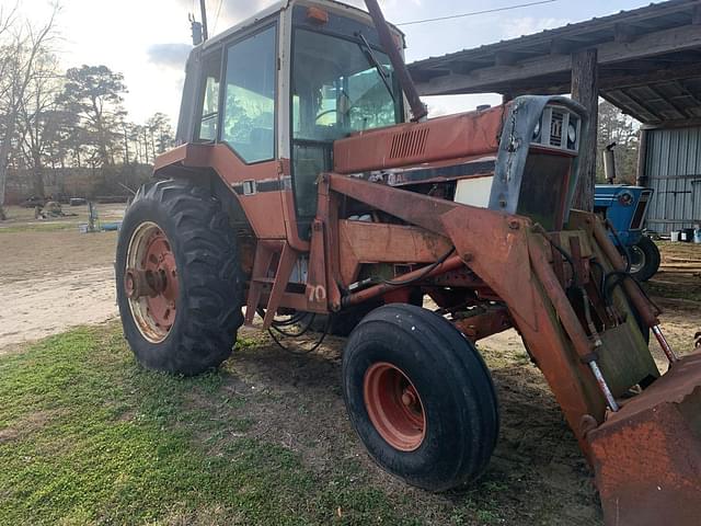 Image of International Harvester 1086 equipment image 4