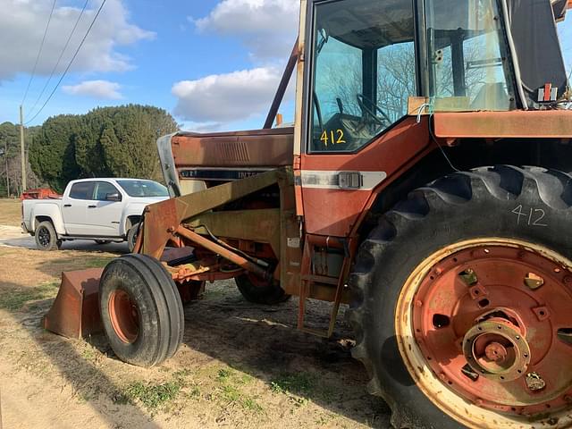 Image of International Harvester 1086 equipment image 1