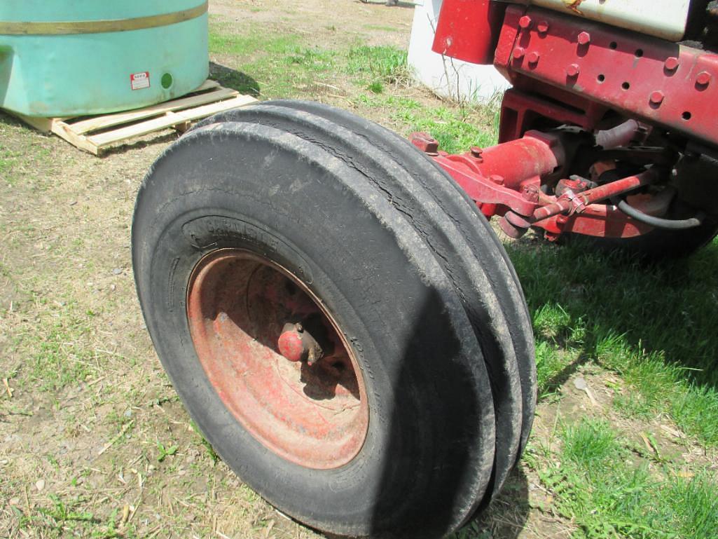 Main image International Harvester 1086 19