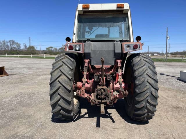 Image of International Harvester 1086 equipment image 4