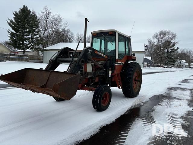 Image of International Harvester 1086 equipment image 1