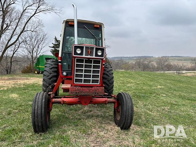 Image of International Harvester 1086 equipment image 2