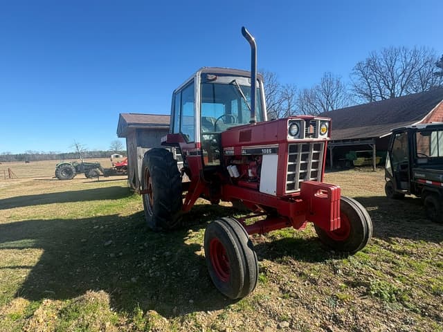Image of International Harvester 1086 equipment image 1