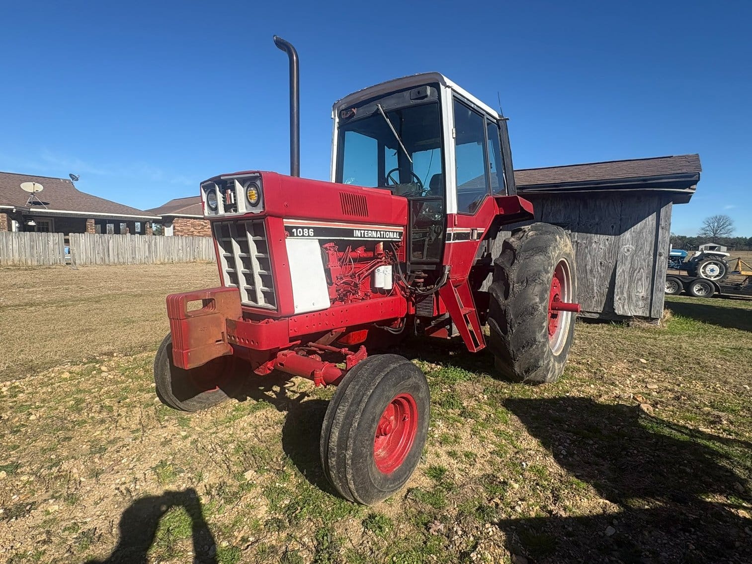 International Harvester 1086 Equipment Image0