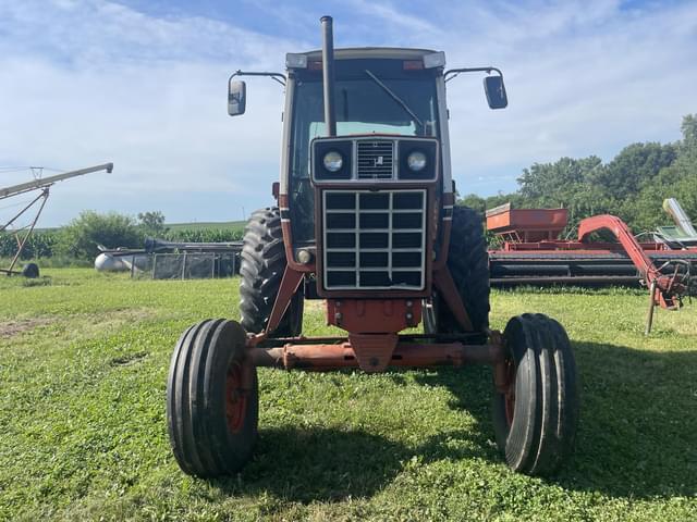 Image of International Harvester 1086 equipment image 4