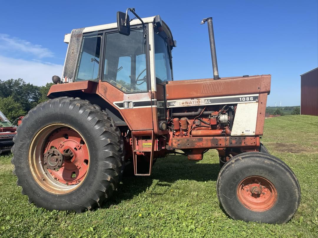 Image of International Harvester 1086 Primary image
