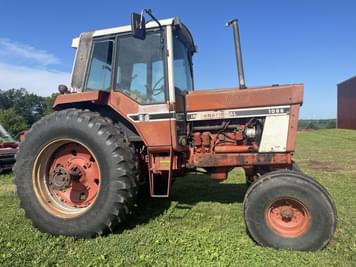 Main image International Harvester 1086
