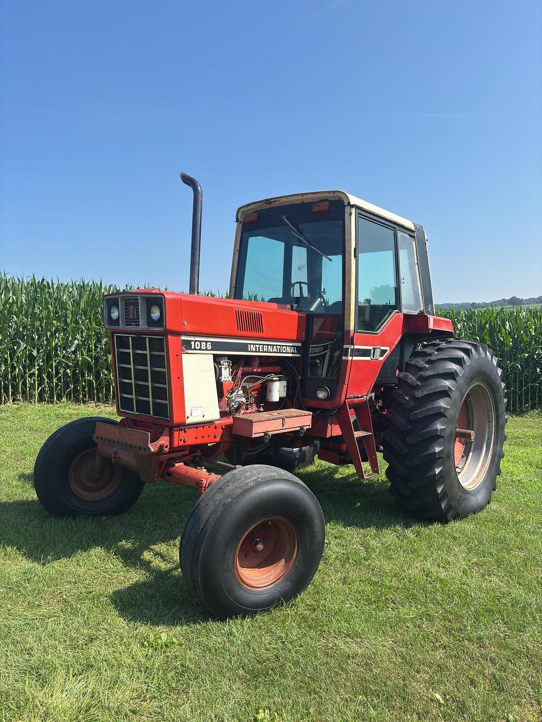 Image of International Harvester 1086 Primary image
