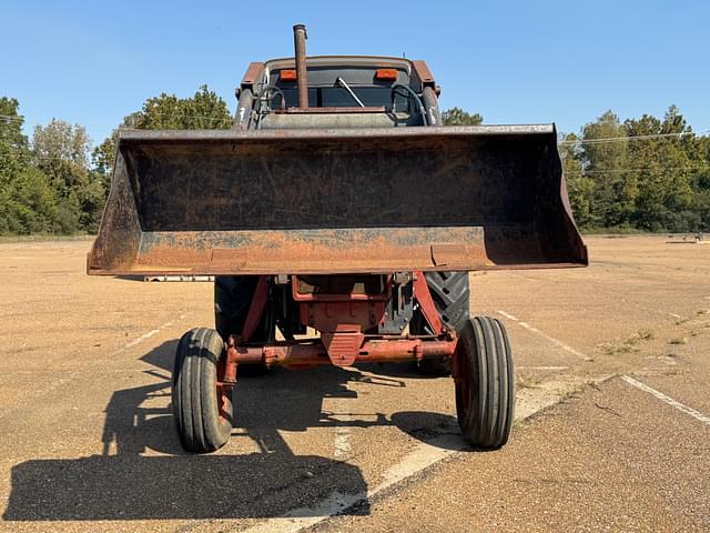 Image of International Harvester 1086 equipment image 2