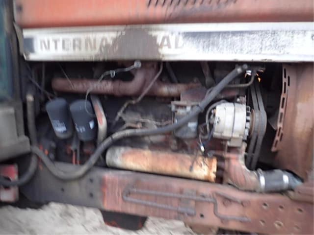 Image of International Harvester 1086 equipment image 3