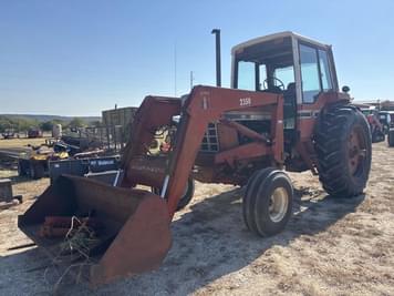 Main image International Harvester 1086