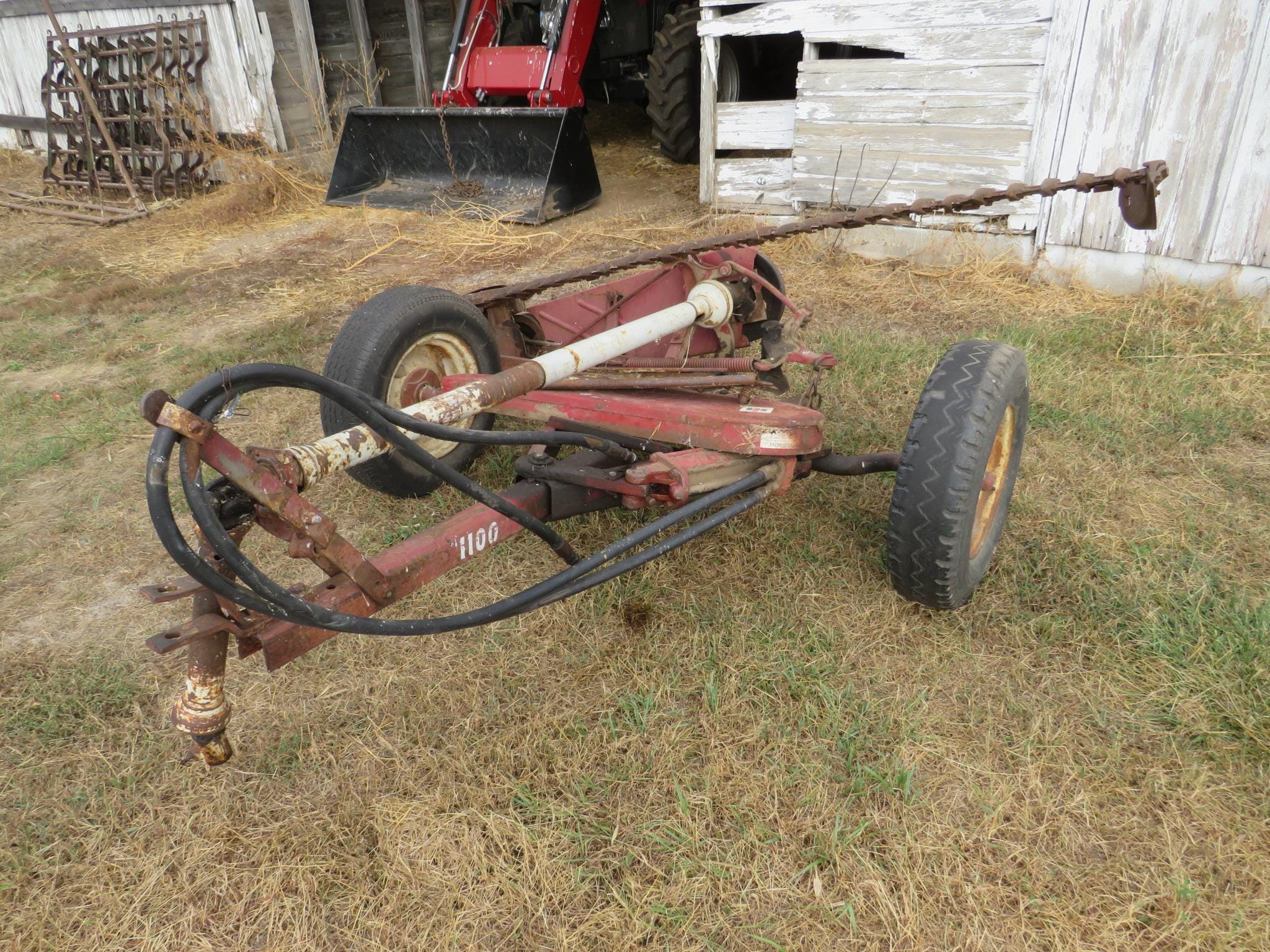 International Harvester 1100 Equipment Image0