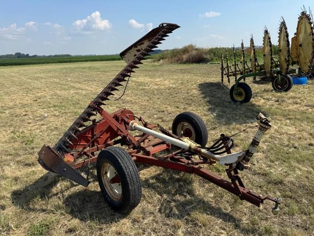 Image of International Harvester 1100 equipment image 2