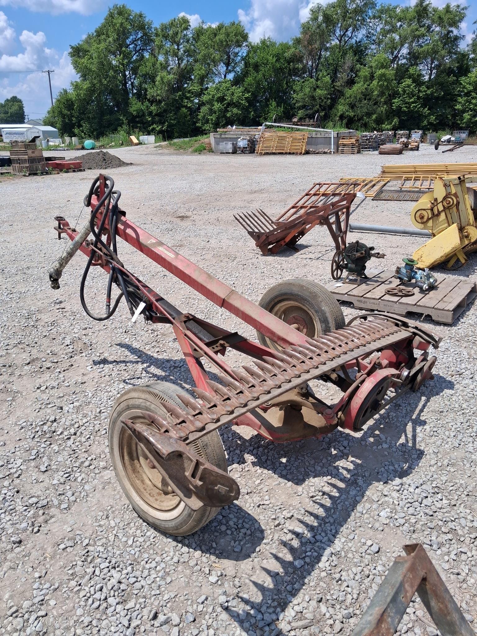 International Harvester 1100 Equipment Image0