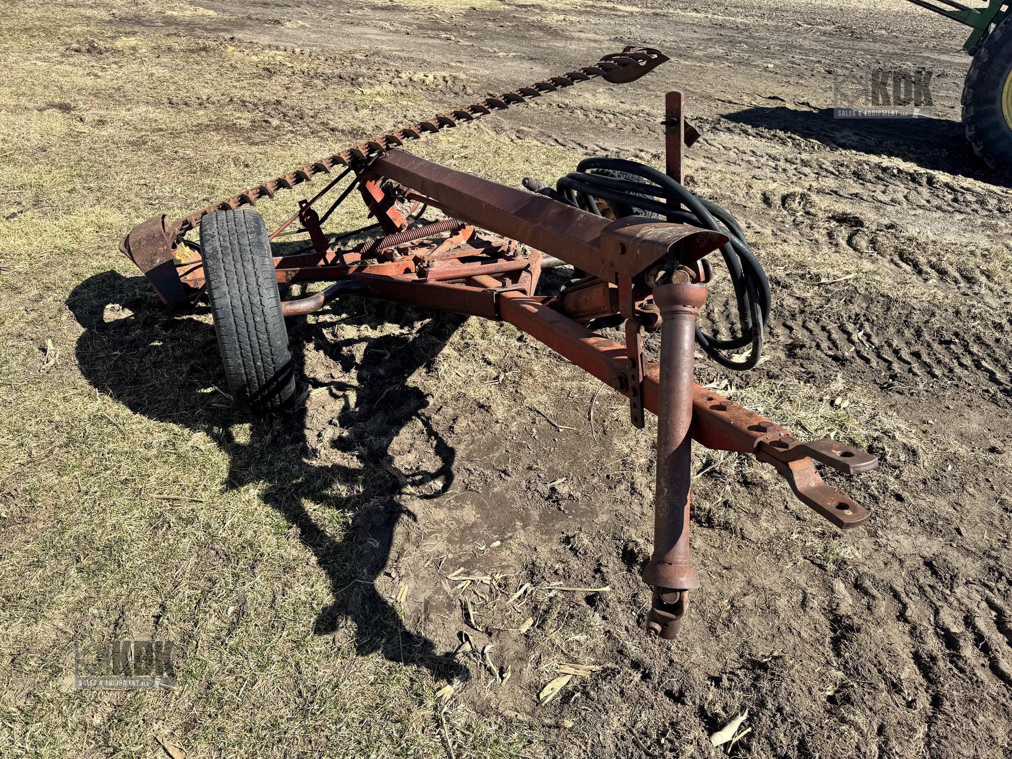 International Harvester 1100 Equipment Image0