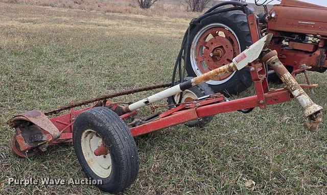 Image of International Harvester 1100 equipment image 2