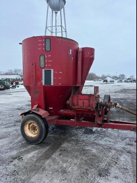 Image of International Harvester 1150 equipment image 1