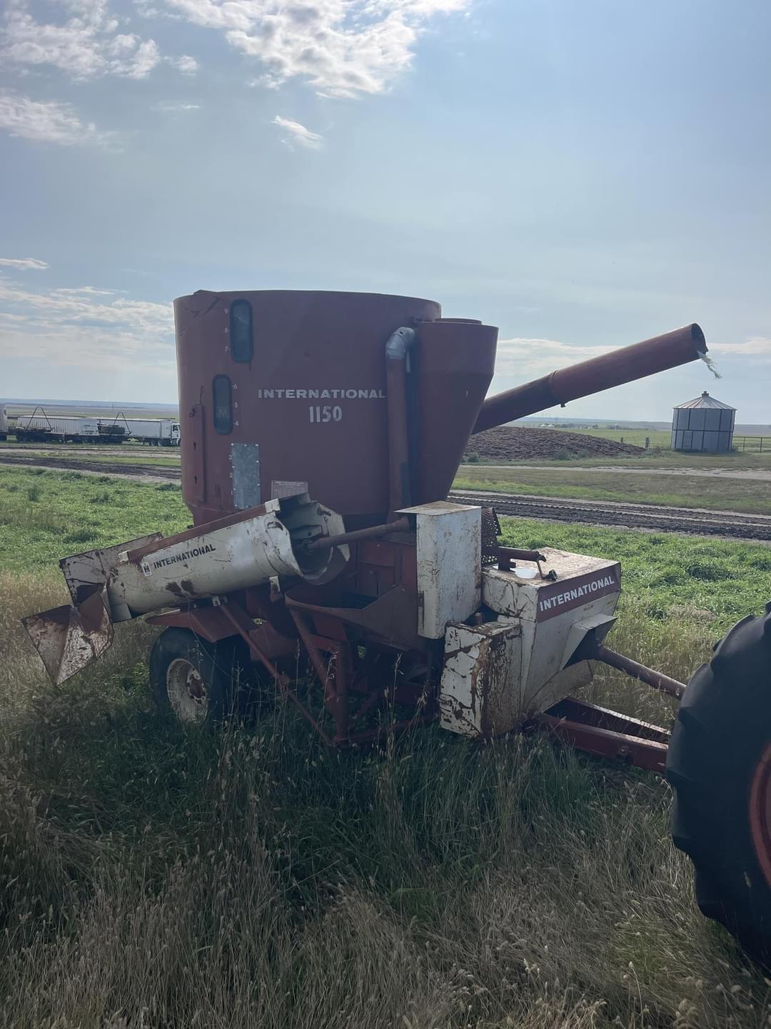 Image of International Harvester 1150 Primary image