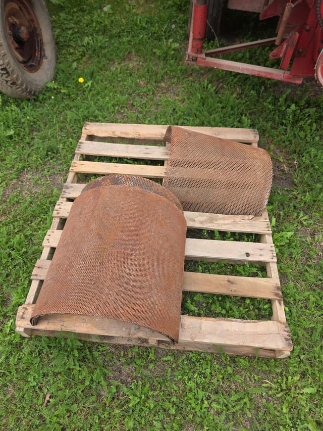 Image of International Harvester 1150 equipment image 3