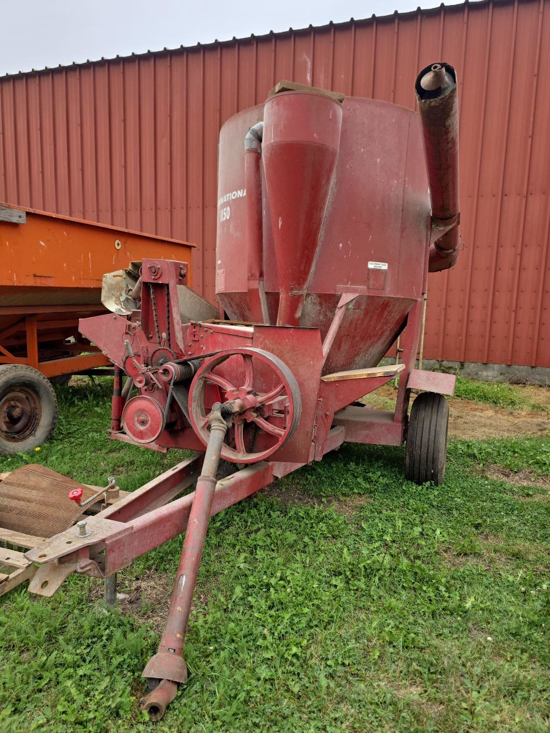 Image of International Harvester 1150 Primary image