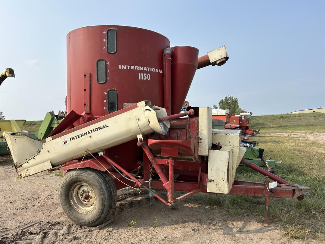 Image of International Harvester 1150 Primary image