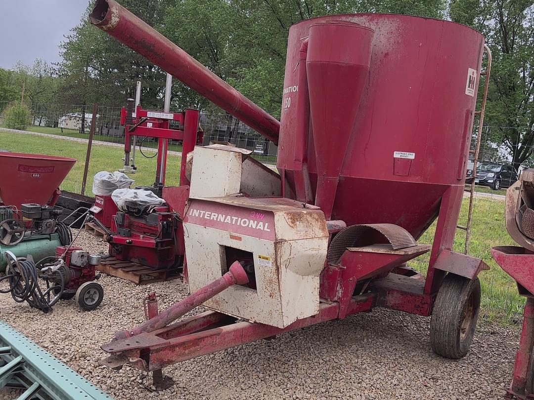 Image of International Harvester 1150 Primary image