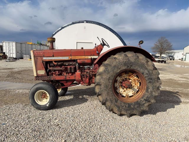 Image of International Harvester 1206 equipment image 1