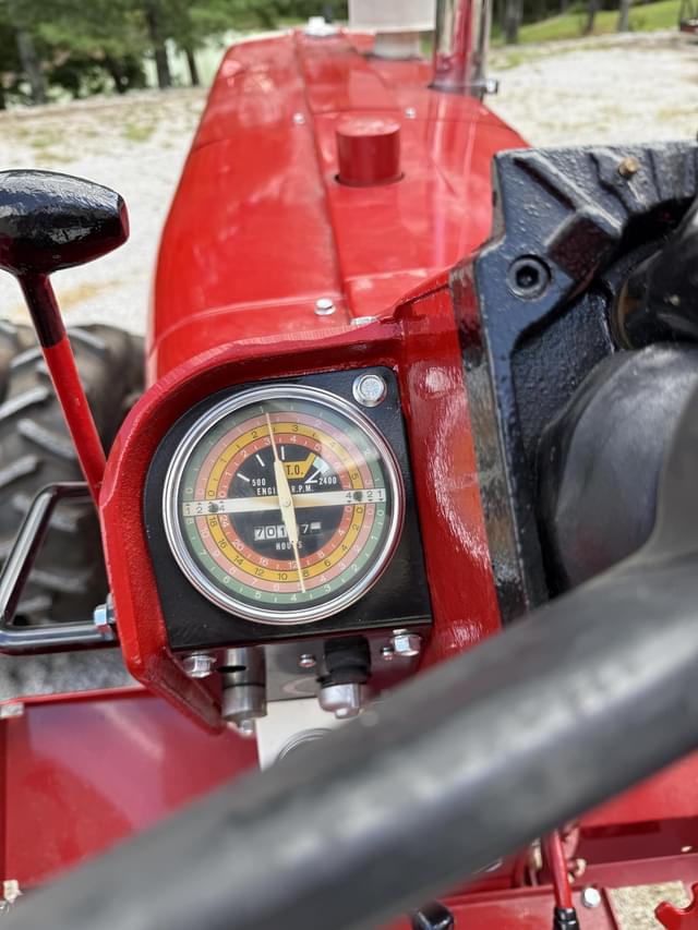 Image of International Harvester 1206 equipment image 4