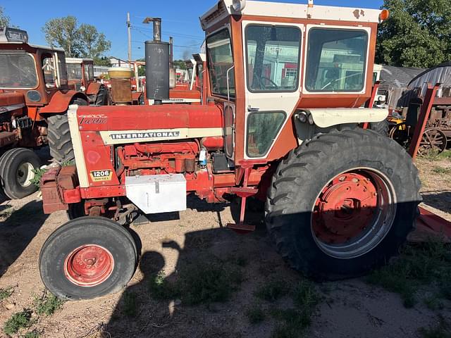 Image of International Harvester 1206 equipment image 4