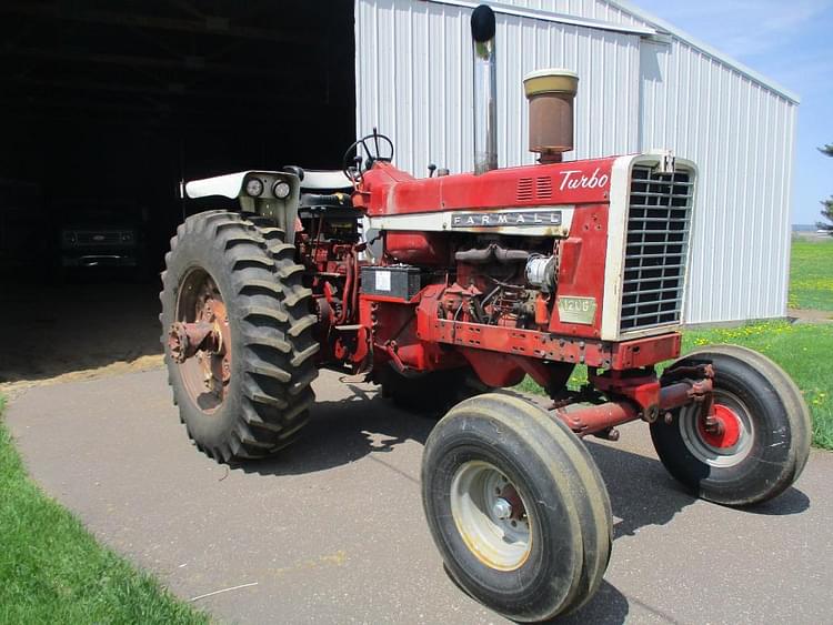 International Harvester 1206 Equipment Image0