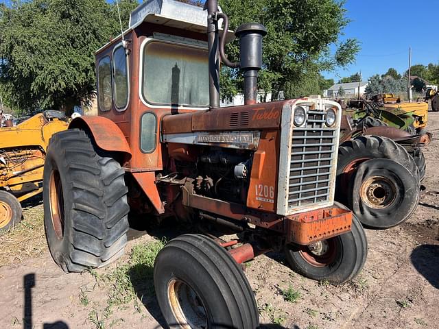 Image of International Harvester 1206 equipment image 1