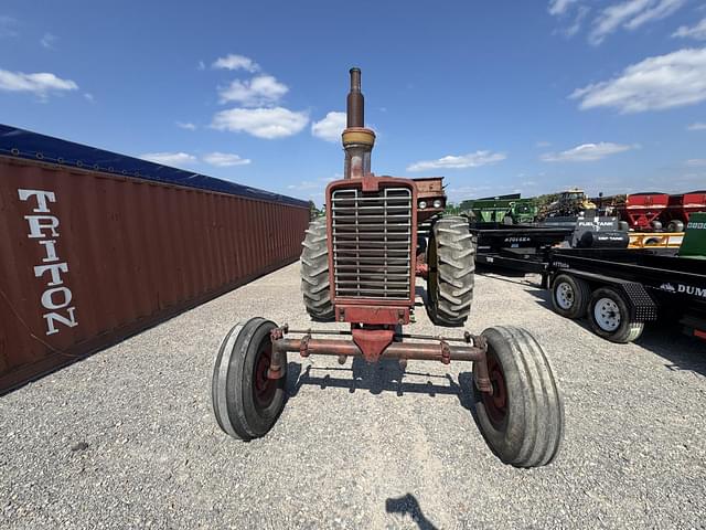 Image of International Harvester 1256 equipment image 2