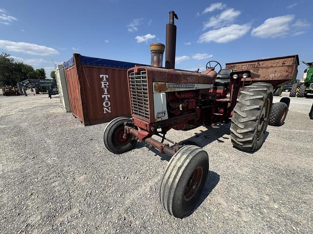 Image of International Harvester 1256 equipment image 1