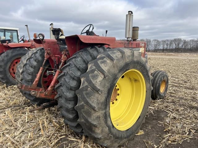 Image of International Harvester 1256 equipment image 2