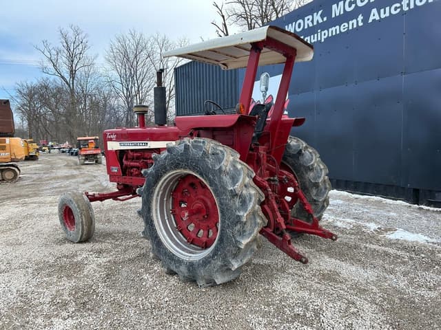 Image of International Harvester 1256 equipment image 1
