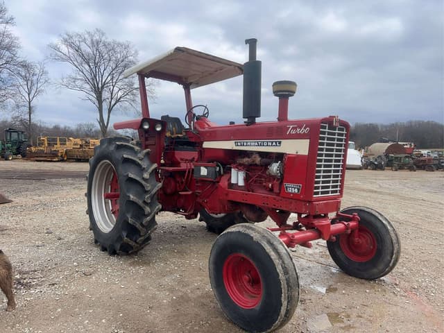 Image of International Harvester 1256 equipment image 4