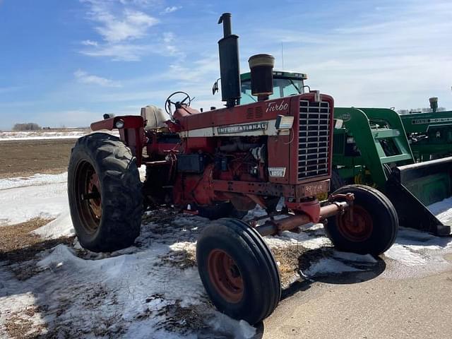 Image of International Harvester 1256 equipment image 1