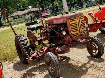 Main image International Harvester 130