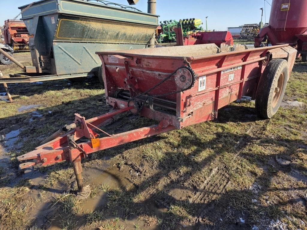 Image of International Harvester 130 Primary image