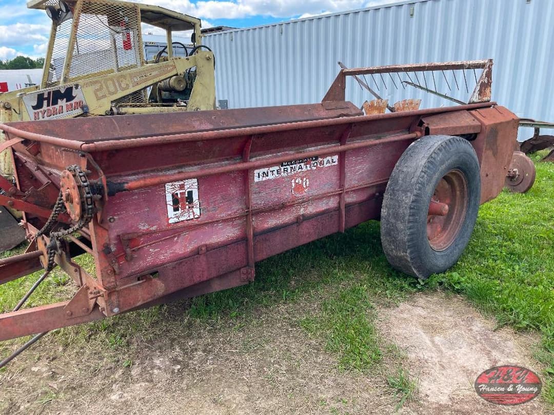 Image of International Harvester 130 Primary image