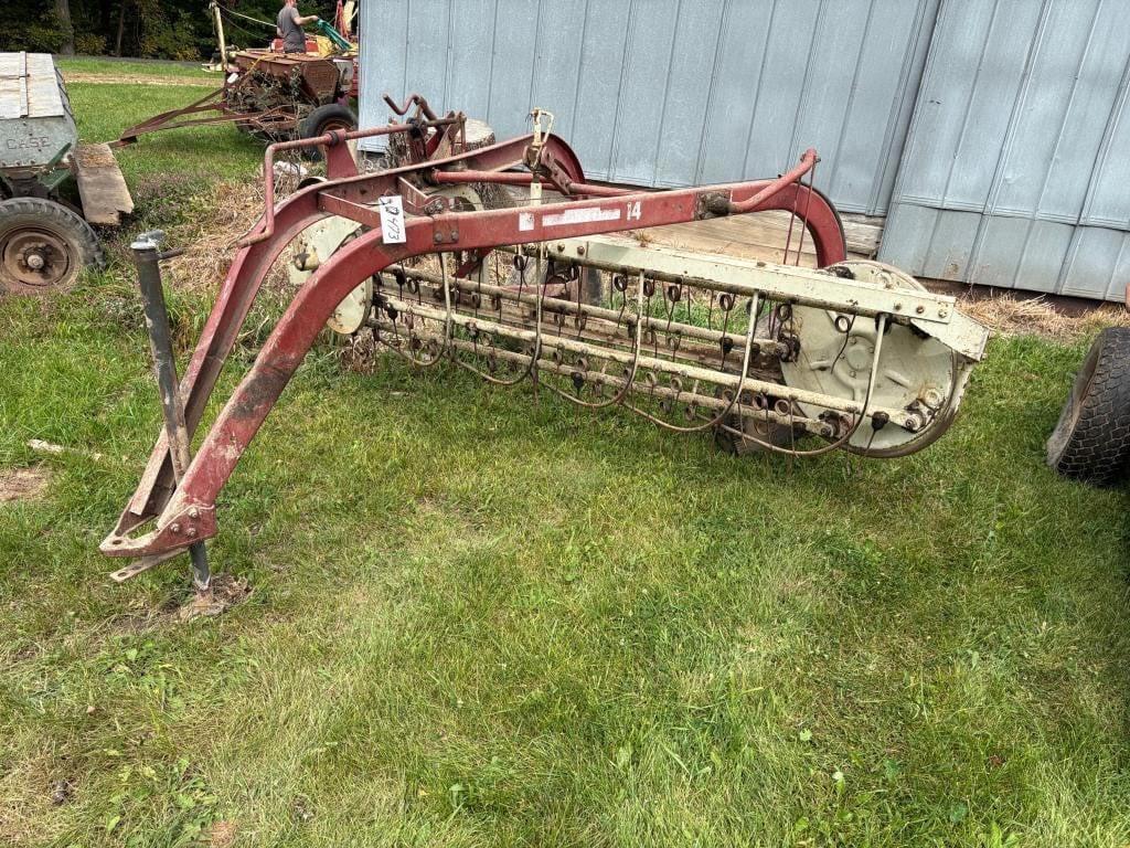 Image of International Harvester 14 Image 0