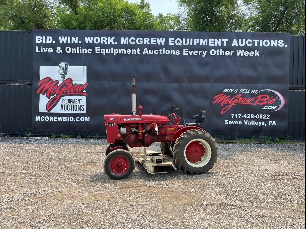 International Harvester 140 Equipment Image0