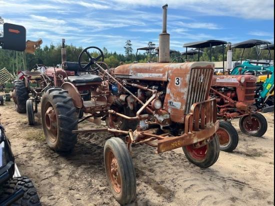 Image of Farmall 140 Primary image