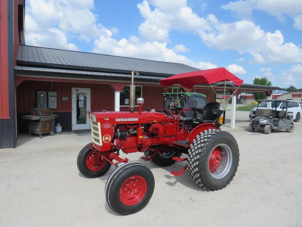 Image of International Harvester 140 Primary image