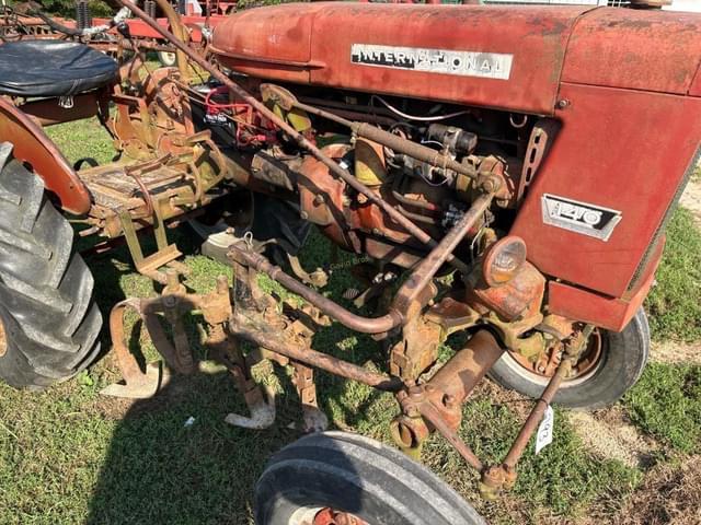 Image of International Harvester 140 equipment image 3