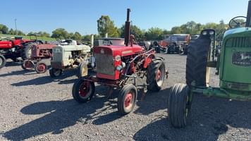 Main image International Harvester 140