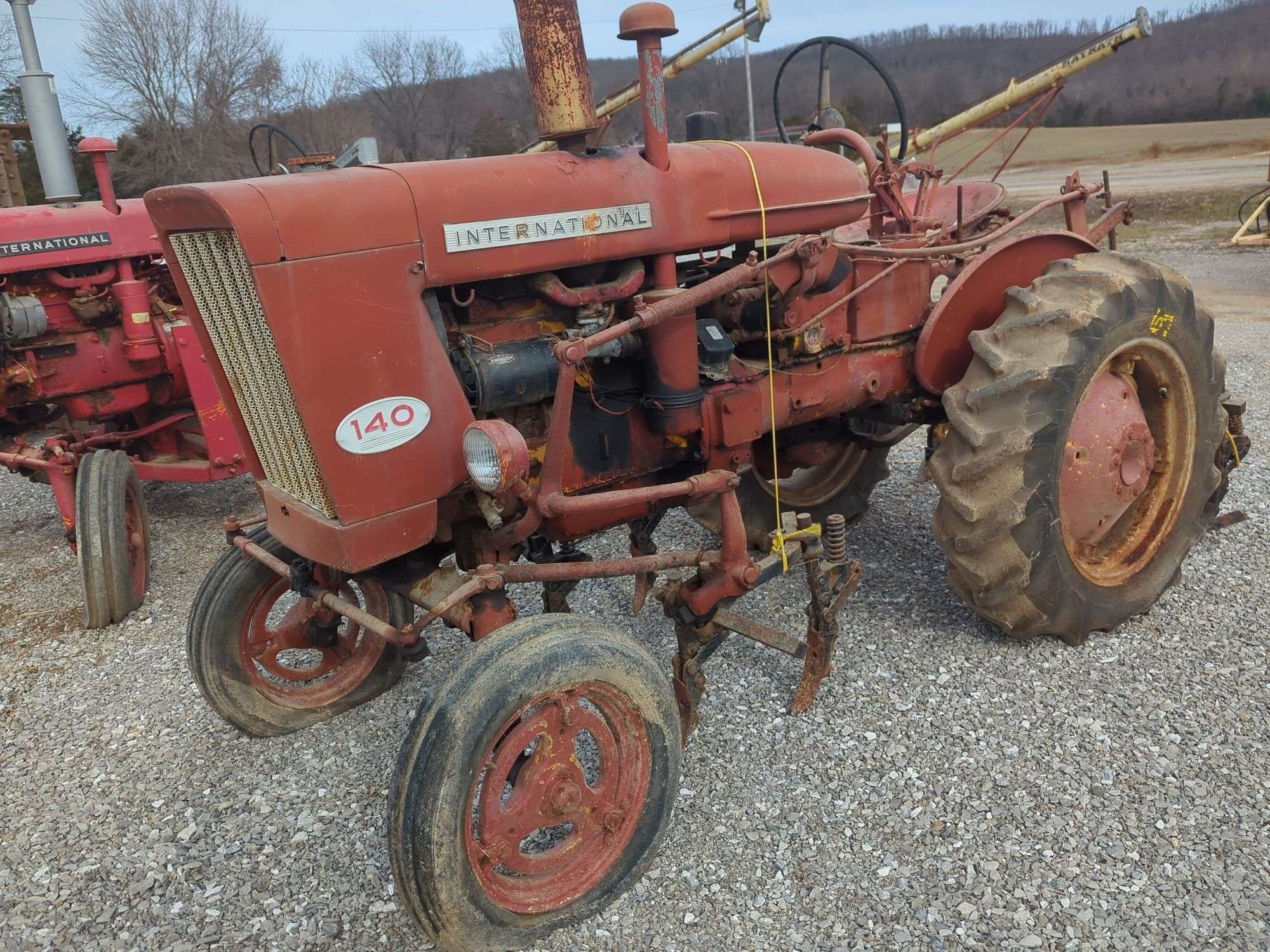 International Harvester 140 Equipment Image0