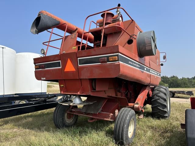 Image of International Harvester 1420 equipment image 4